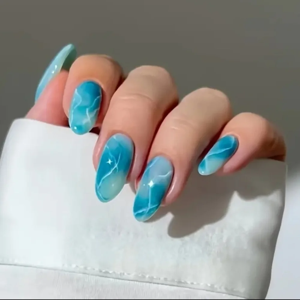 24 Pieces Fake Press On Nails